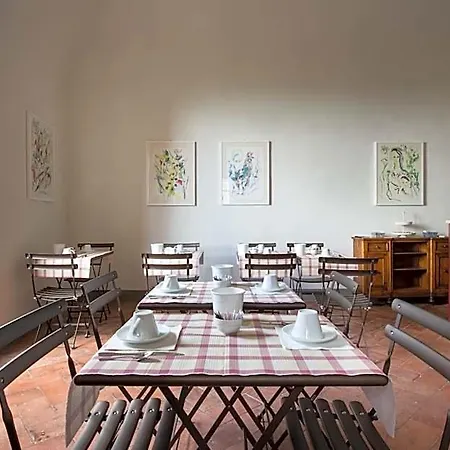 Diffuso Bed & Breakfast 3*