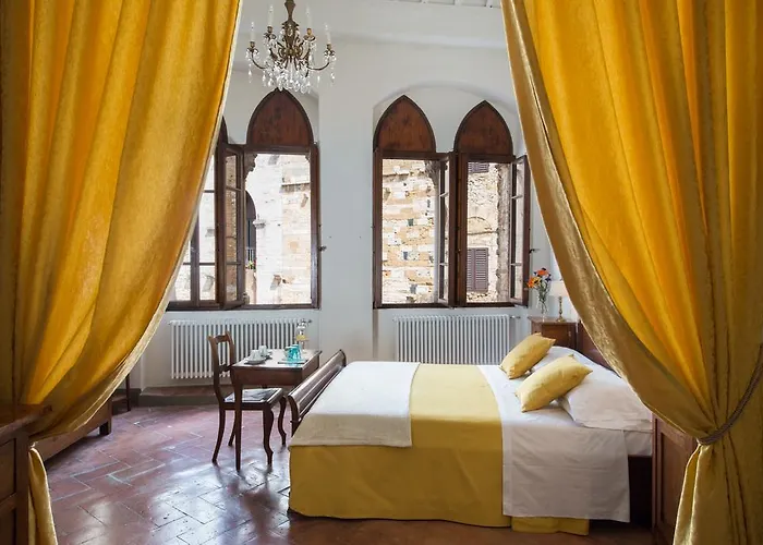 Diffuso فندق مبيت وإفطار سان جيمينيانو